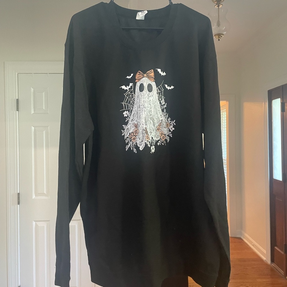 Black Long Sleeve Ghost sweatshirt